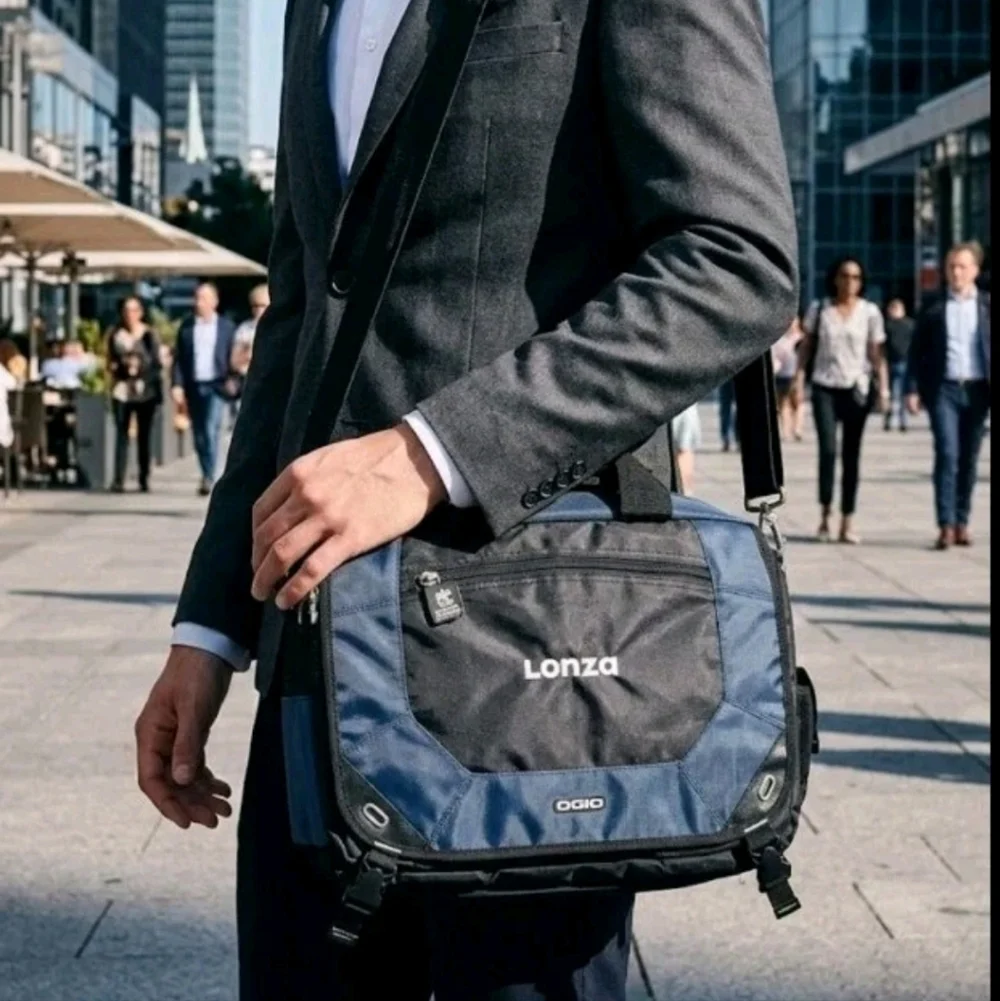 OGIO Corporate City Corp Laptop Messenger Bag 711207